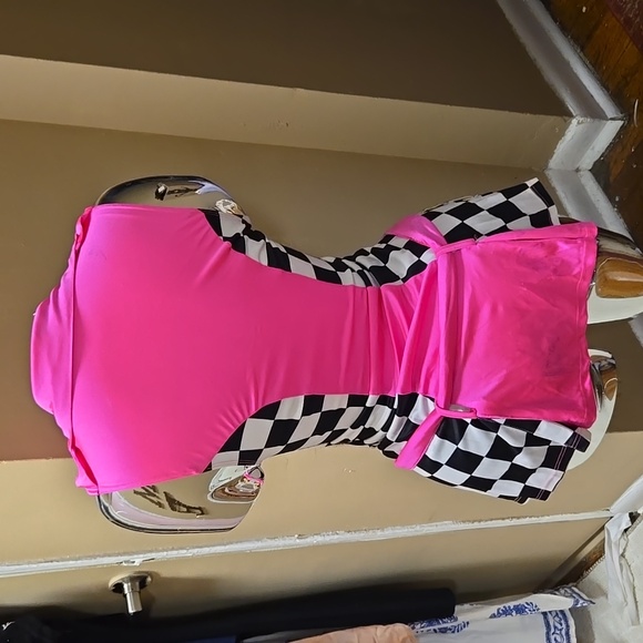 Race car dress - Picture 2 of 8